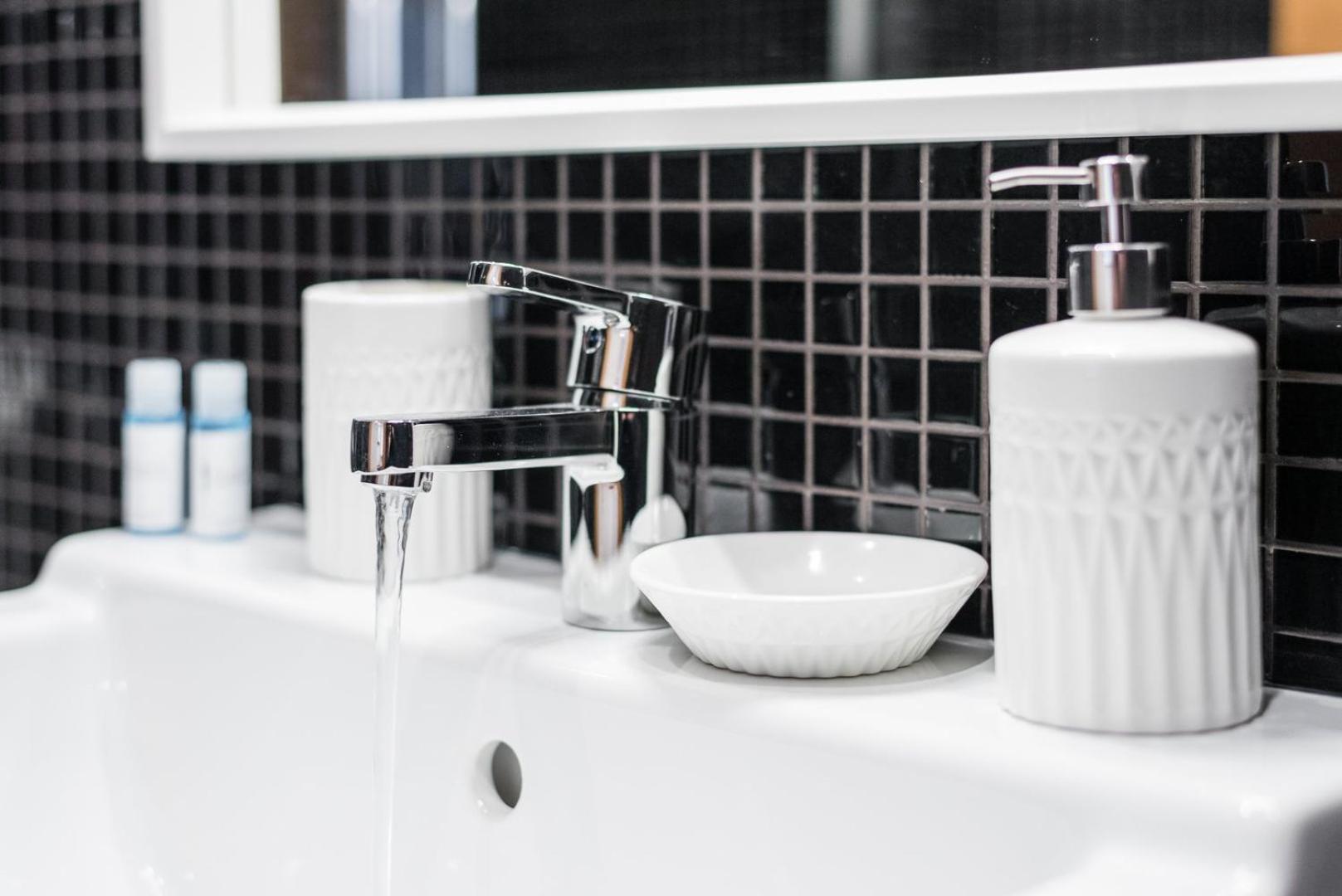 Guestready - Chic Cityscape Stay OOporto Esterno foto